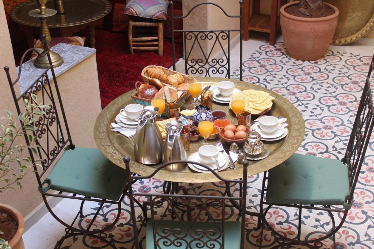 Riad la medersa Bed and Breakfast Marrakesh Exterior foto