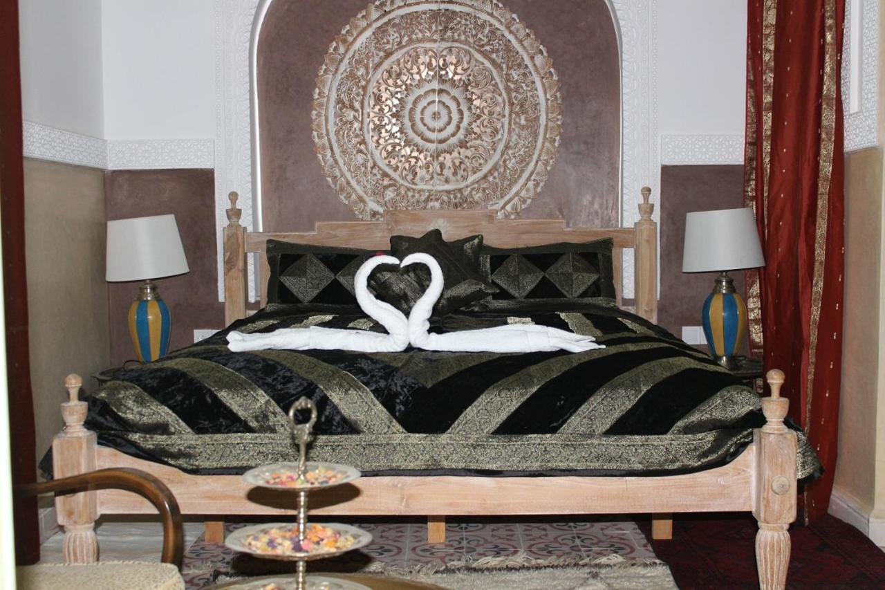 Riad la medersa Bed and Breakfast Marrakesh Exterior foto