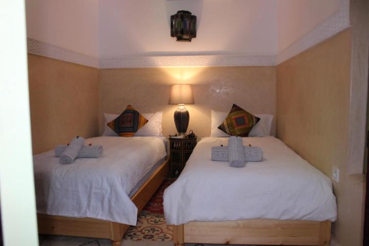 Riad la medersa Bed and Breakfast Marrakesh Exterior foto